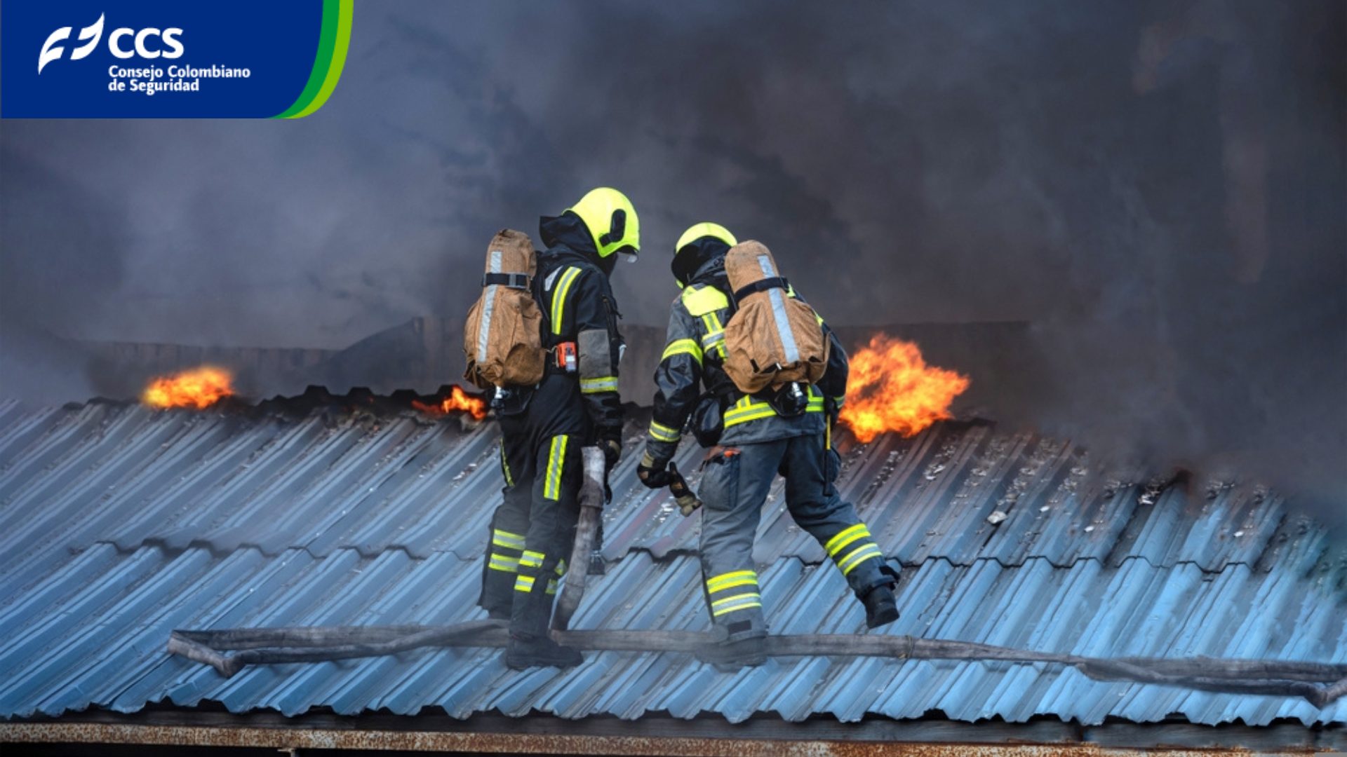 Seguridad De Emergencia Protección Rescate Del Peligro Bombero En